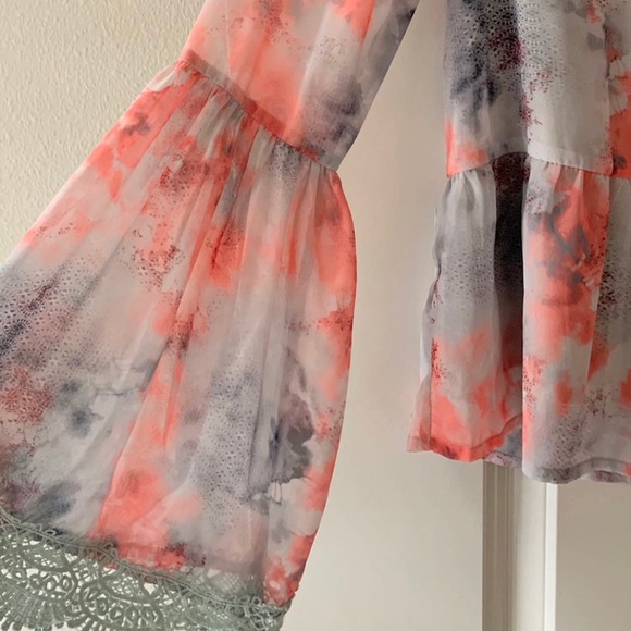 Ark & Co🌸blouse - Picture 3 of 3